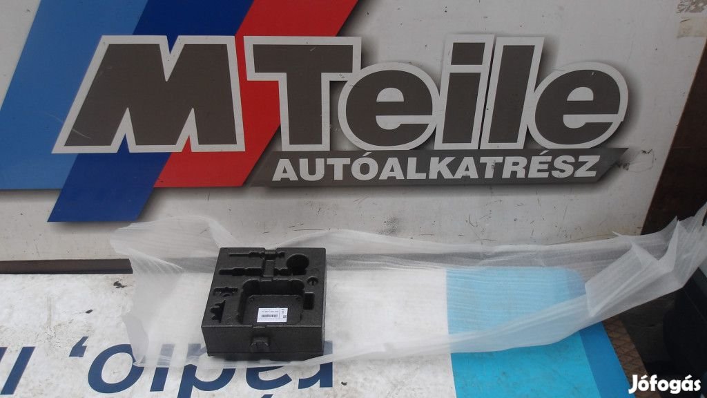 GYÁRI ÚJ BMW F45F46 F39F48 CSOMAGTARTÓ TÁROLÓ 6877572